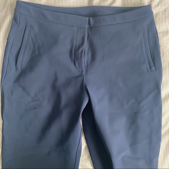 On the move pant, 28”, size 10, true navy - Picture 2 of 9